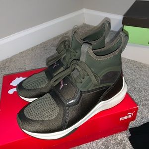 Dark green and rose gold Pumas. Lightweight and comfy